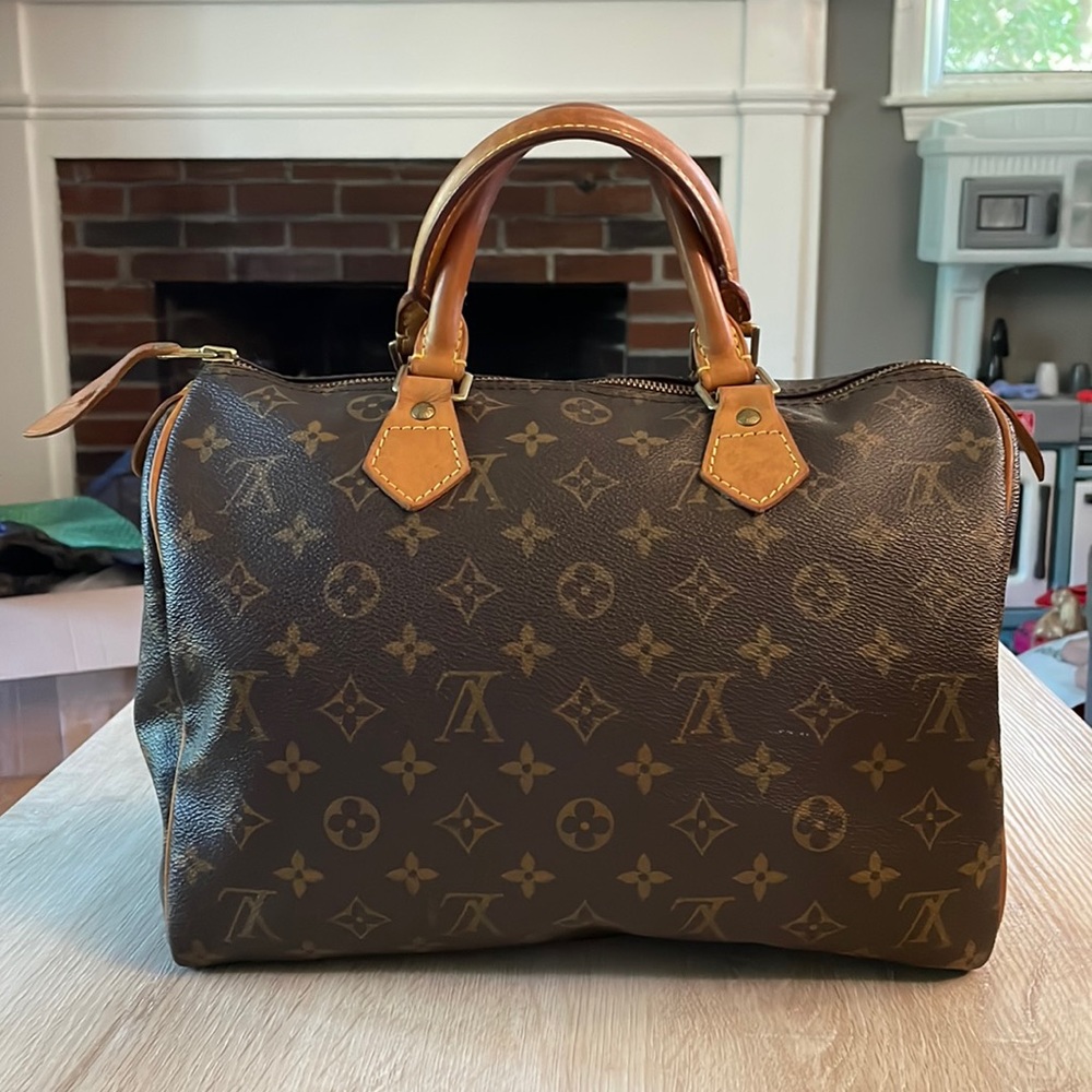 Louis Vuitton Monogram Speedy 30